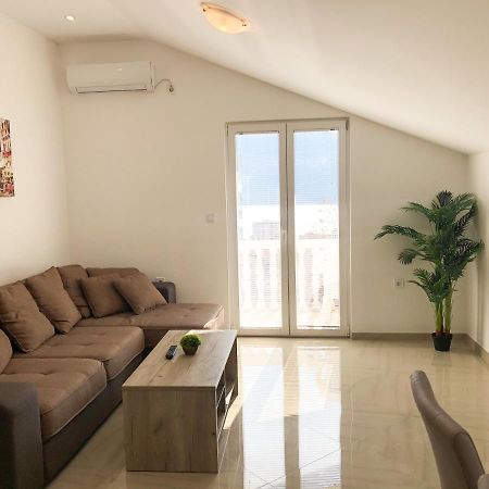Viktor Apartment แฮร์เซ็ก-โนวี ภายนอก รูปภาพ